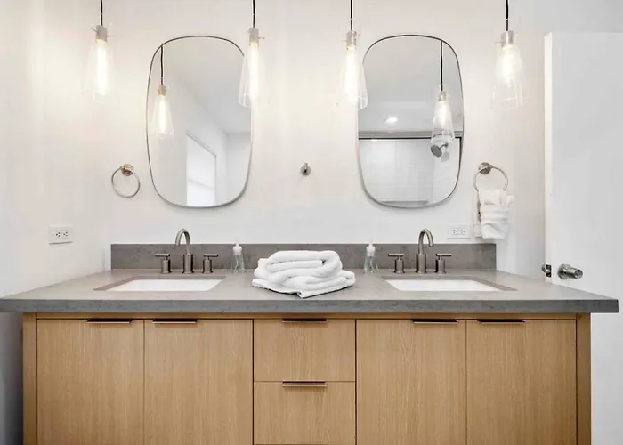 Casa vacanze Uptown Retreat Wit Views And Hot Tub