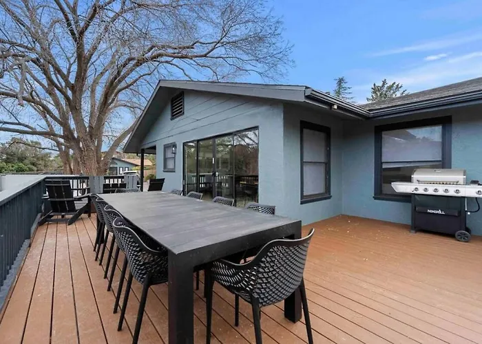 Casa vacanze Uptown Retreat Wit Views And Hot Tub *