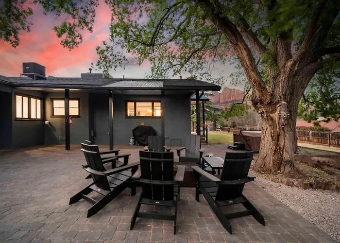 Uptown Retreat Wit Views And Hot Tub Casa vacanze Sedona