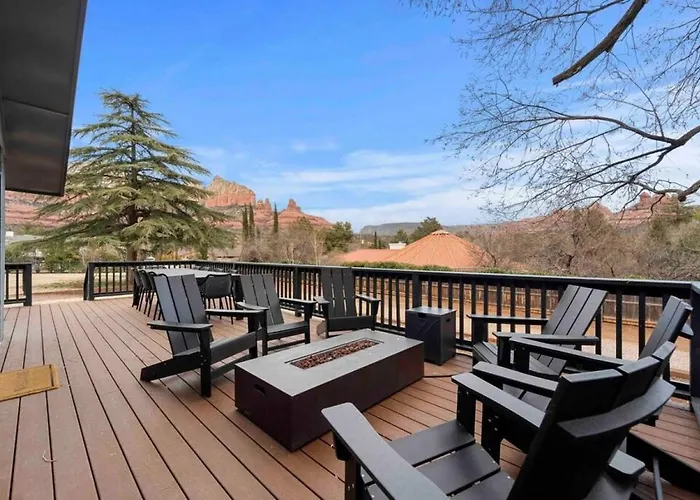 Casa vacanze Uptown Retreat Wit Views And Hot Tub